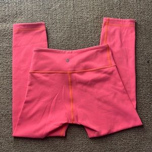 Reversible Cropped Lulu Lemon